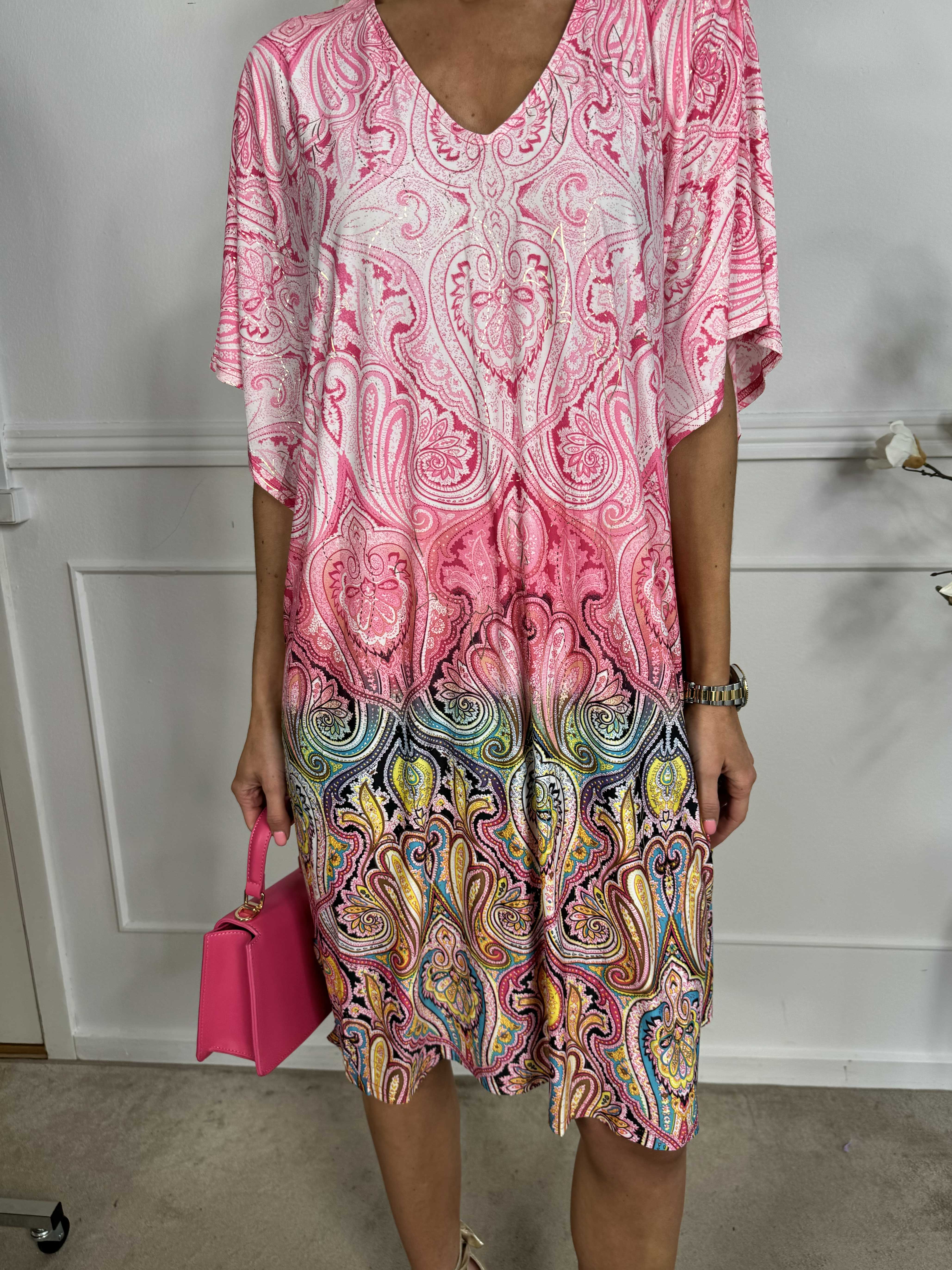 Azmina Tamaria - Tunikaklänning i lös passform med resår